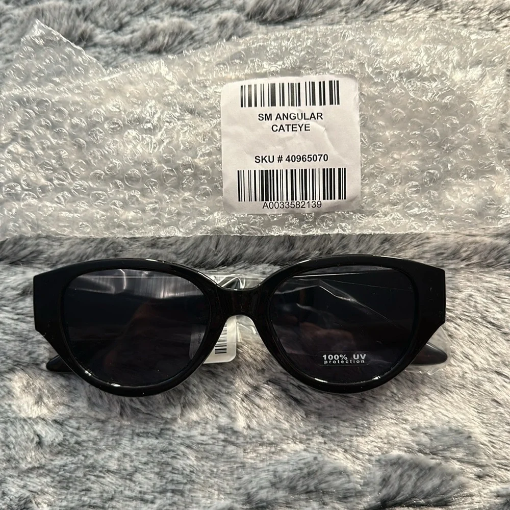 Torrid Black Angular Cateye Smoke Lens Sunglasses NWT